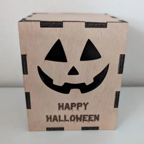 Lanterne Halloween en Bois – Citrouille Lumineuse LED