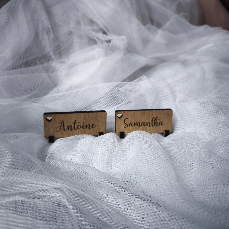 Prénom de table personnalisé en bois marque-place