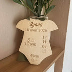 Plaque naissance en bois forme body gravée prénom date heure poids taille, 
bois naturel artisanal, décoration chambre bébé, souvenir naissance